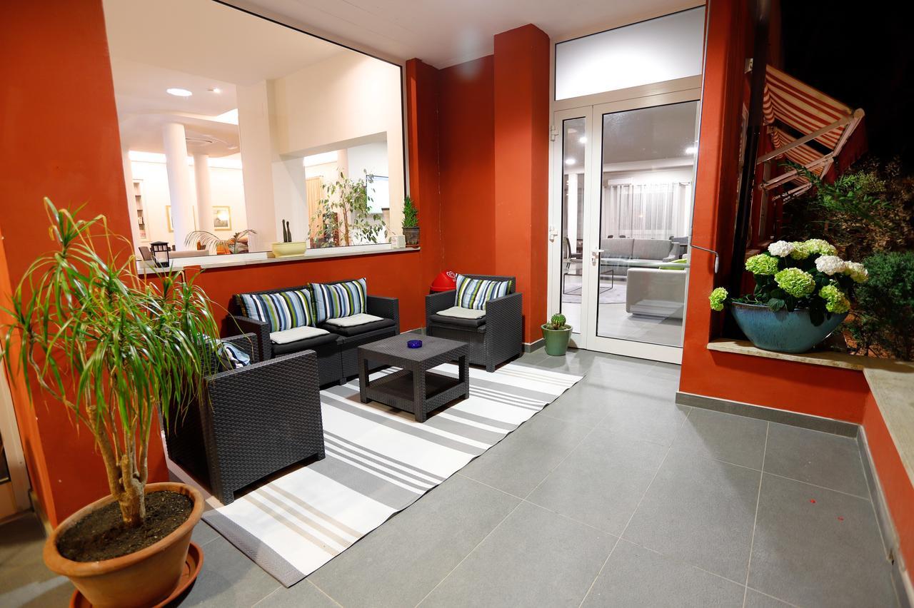 Hotel Grifone ปรินชิปีนา อามาเร ภายนอก รูปภาพ
