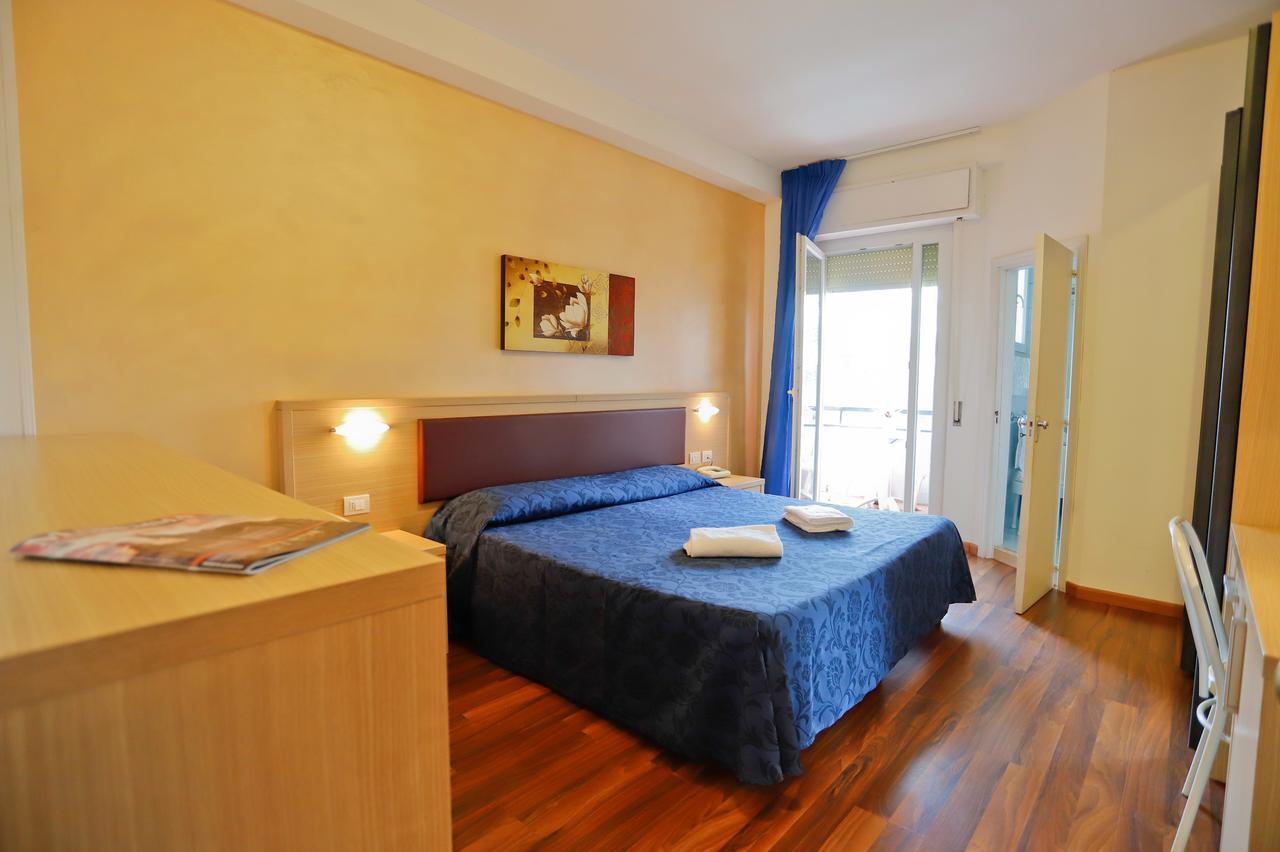 Hotel Grifone ปรินชิปีนา อามาเร ภายนอก รูปภาพ