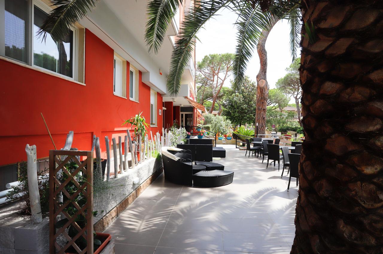Hotel Grifone ปรินชิปีนา อามาเร ภายนอก รูปภาพ